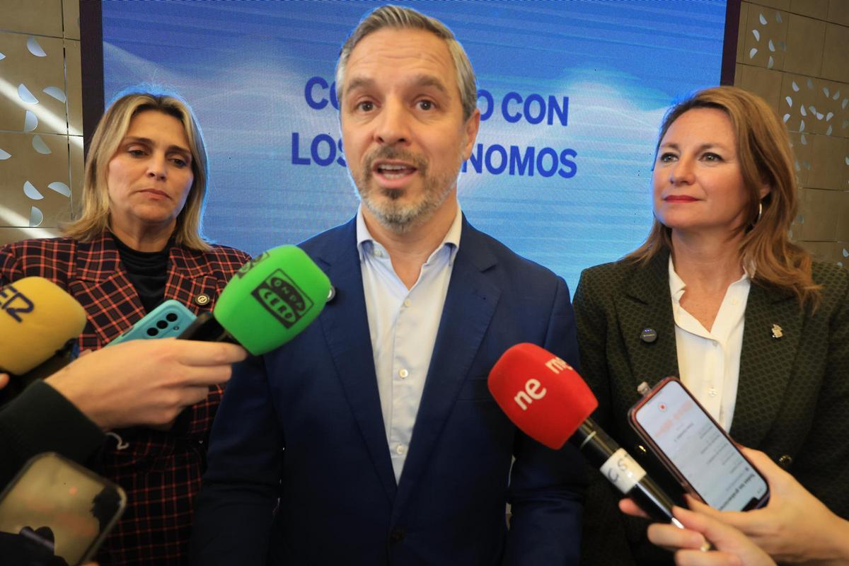 Acto de presentación del contrato de los autónomos del PP en Castellón