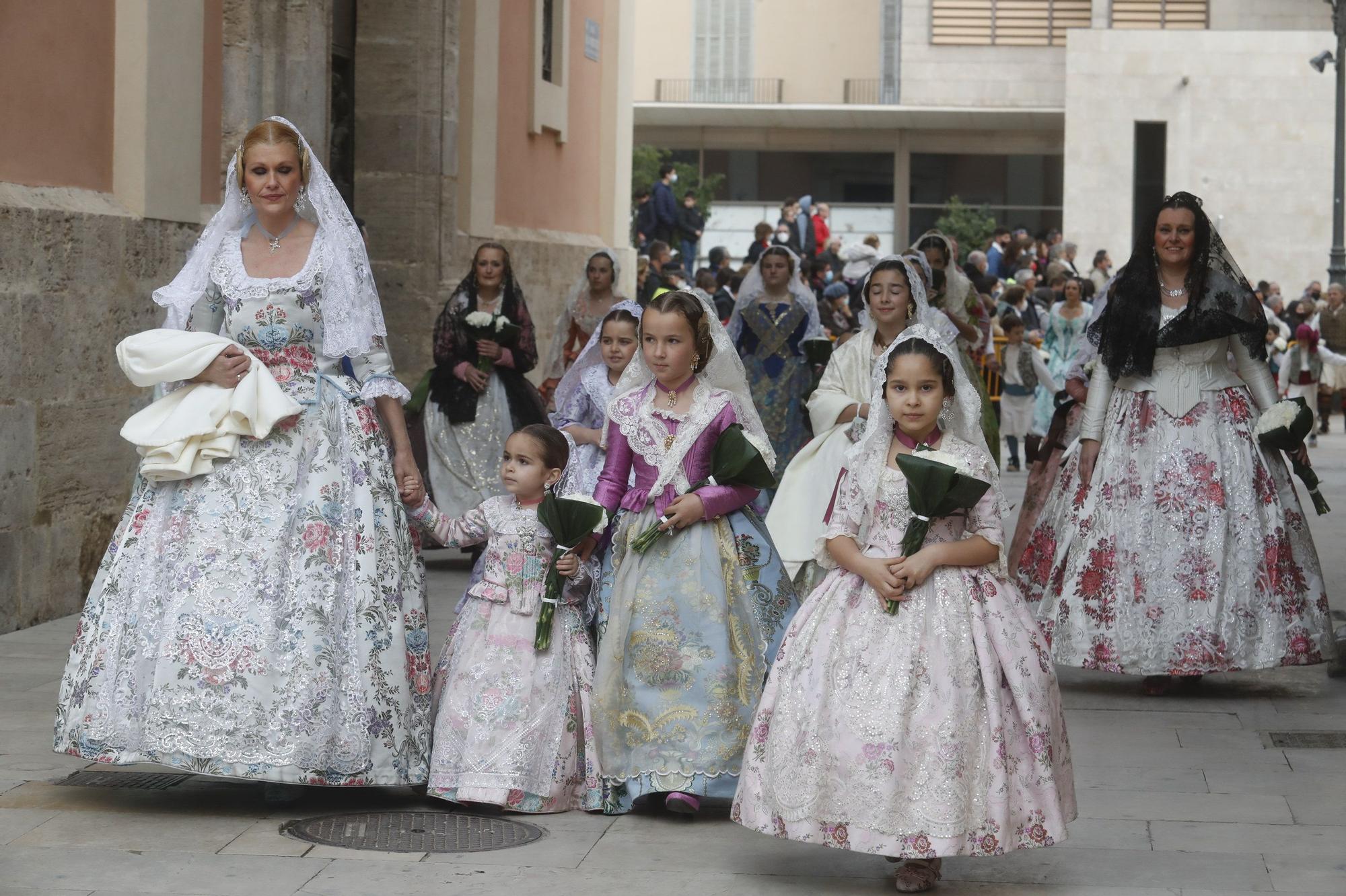 Búscate en el segundo día de ofrenda por la calle de la Paz (entre las 15:30 a las 17:00 horas)