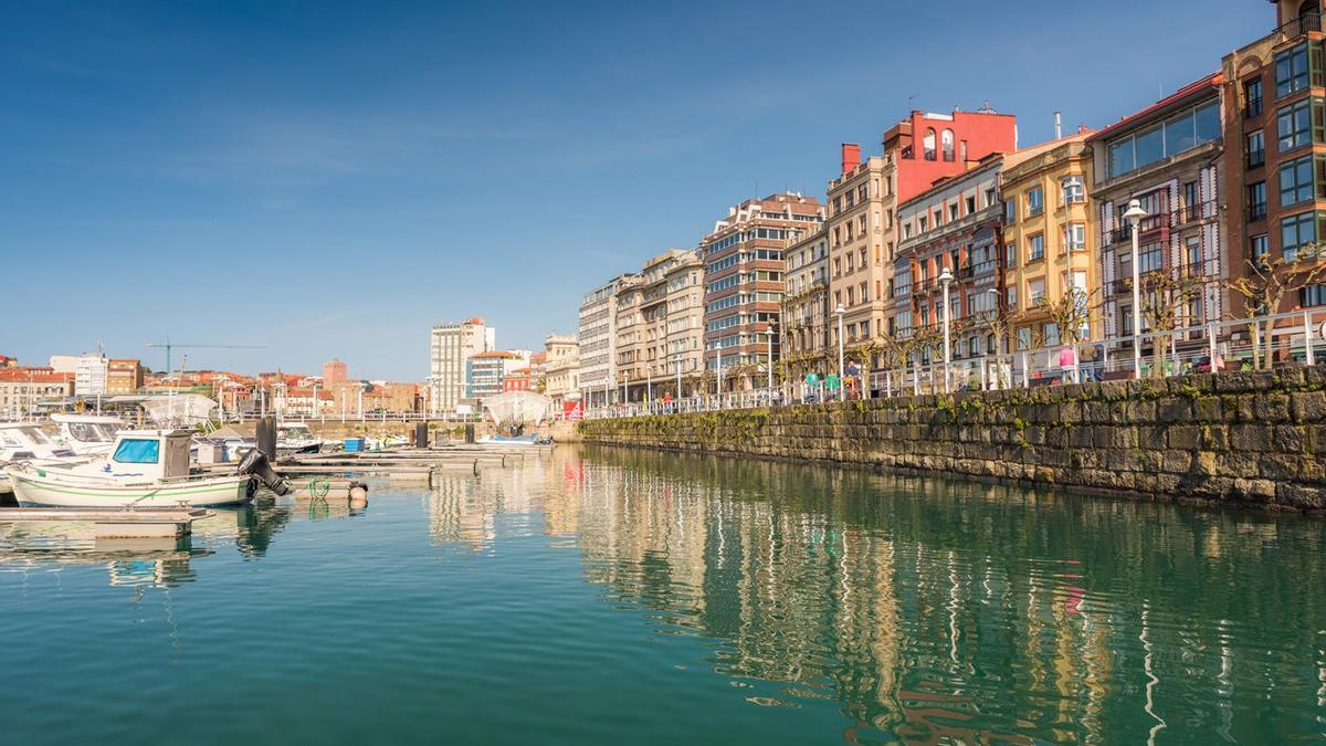 Puerto deportivo de Gijón/ Xixón