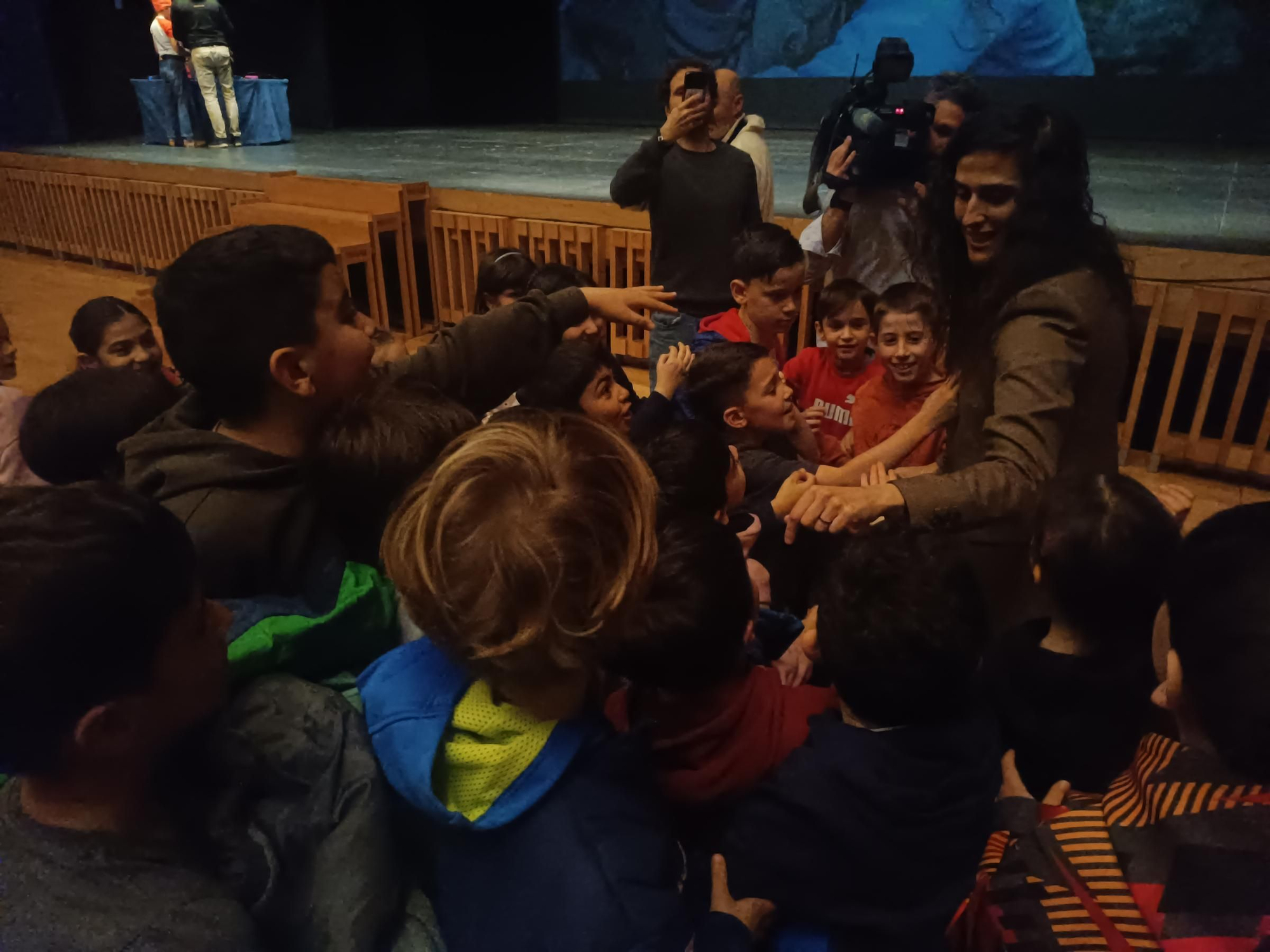 La entrega del Premio Mujer Sierense a Montse Tomé, en imágenes