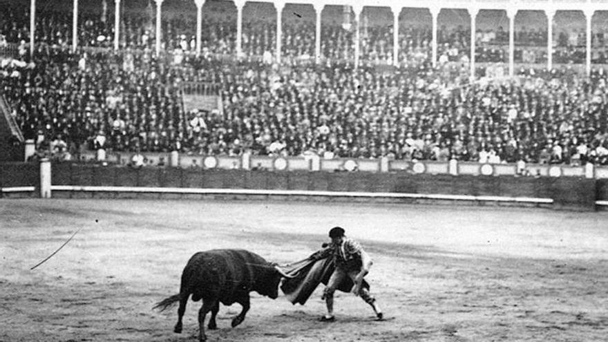 Primera corrida histórica