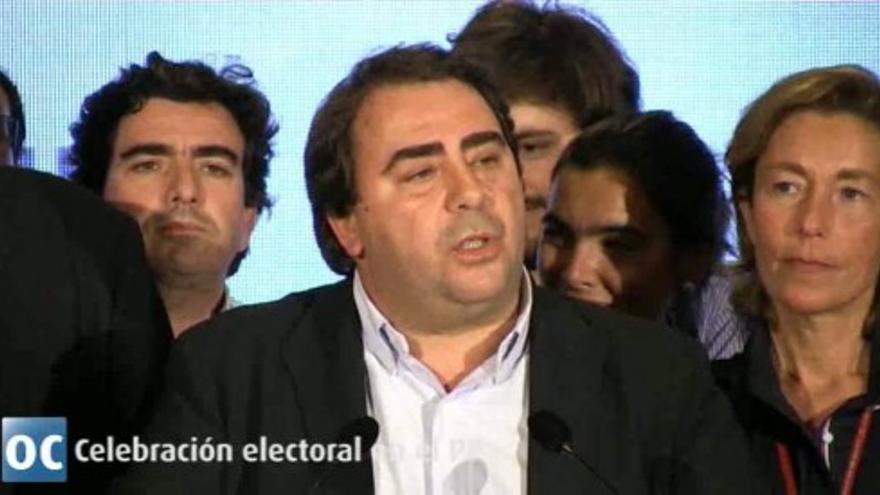 Carlos Negreira celebra los resultados de las elecciones