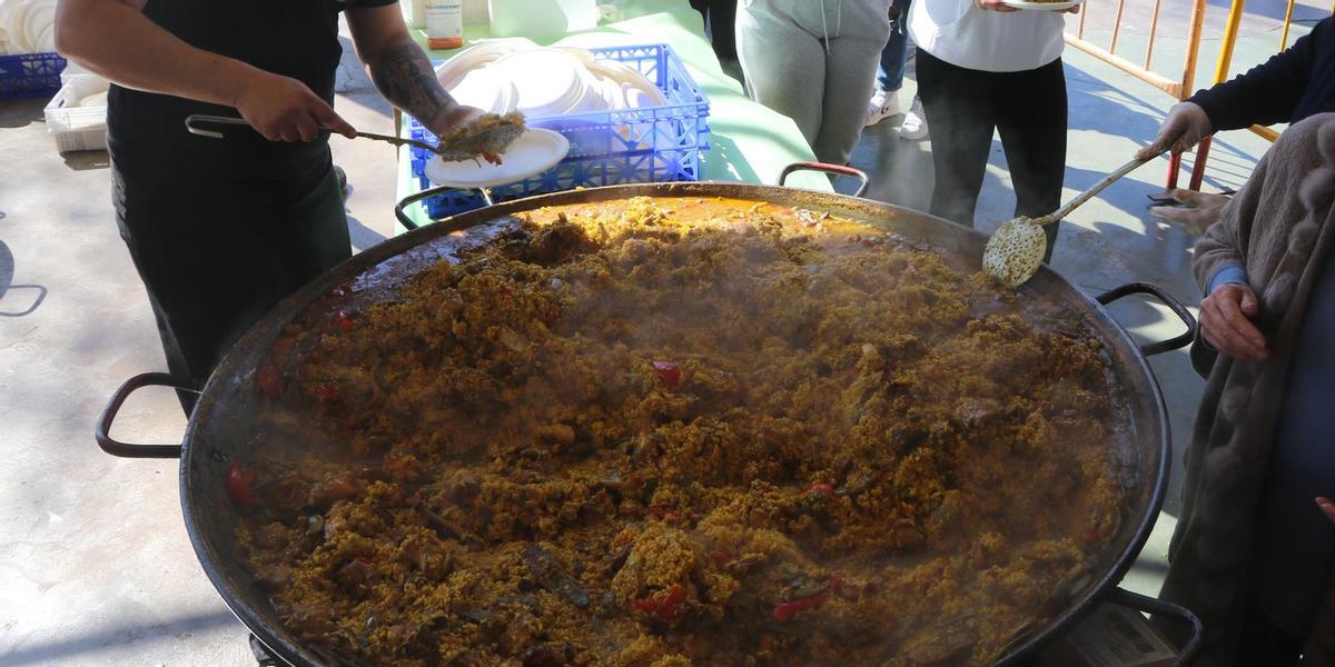 La paella volverá a ser el plato estrella de la jornada del Mig Any Fester y del Carnaval en l'Alcora.