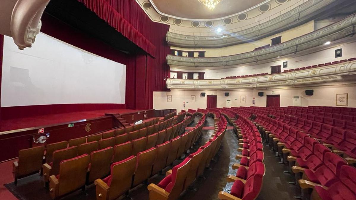 Patio de butacas del Cine Cervantes de la calle Amor de Dios de Sevilla.