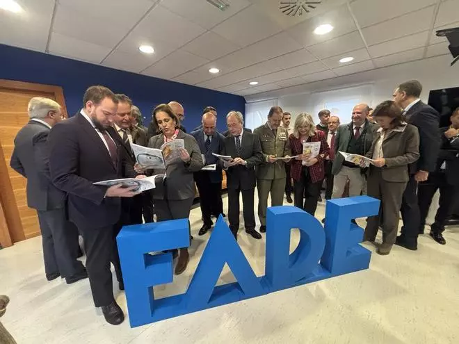 Córdoba presenta en Asturias el proyecto de la Base Logística del Ejército de Tierra