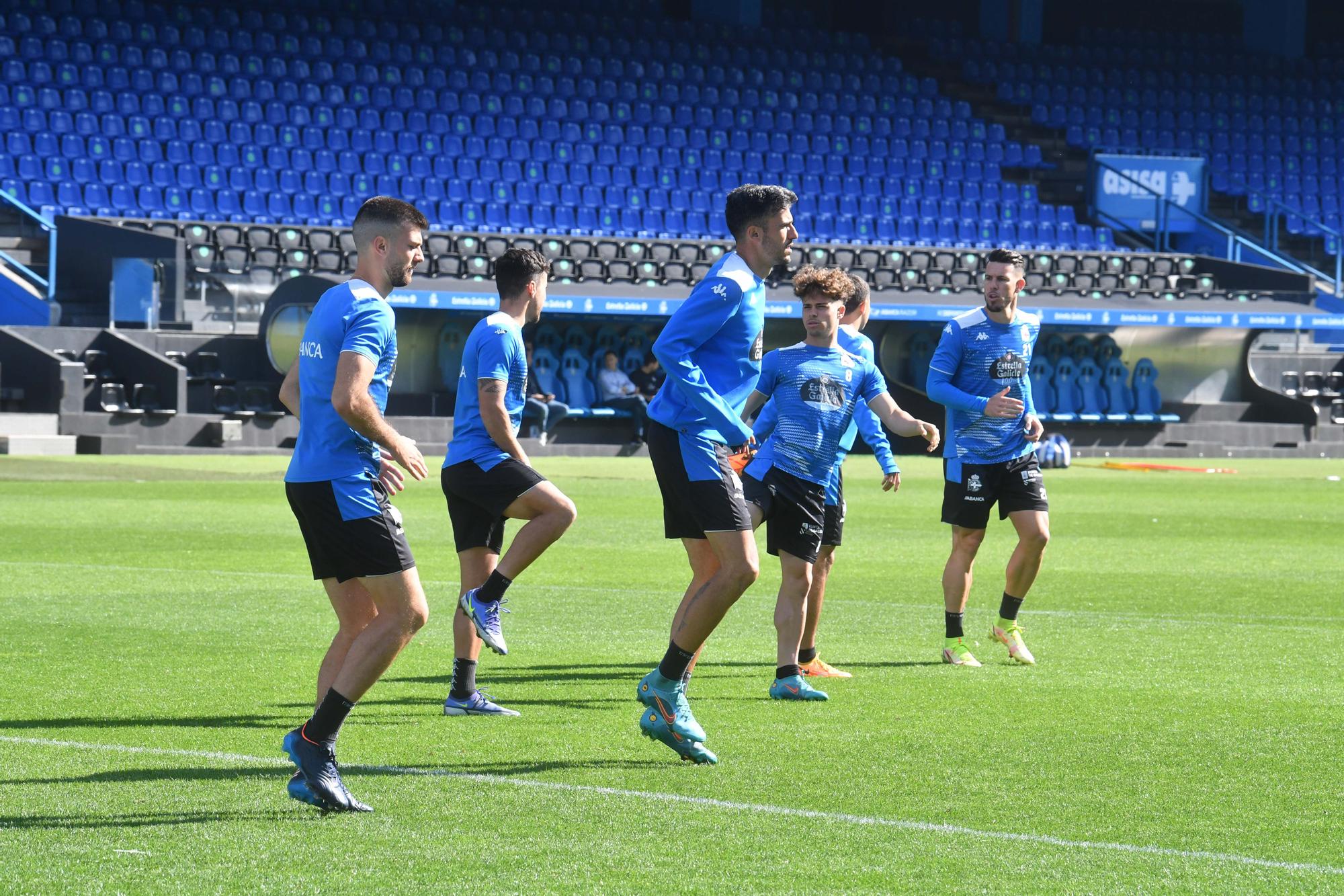 El Dépor trabaja en Riazor a puerta cerrada