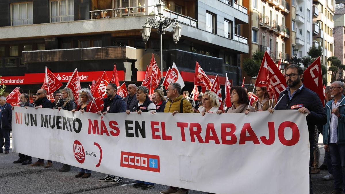 Concentración sindical contra los accidentes laborales.