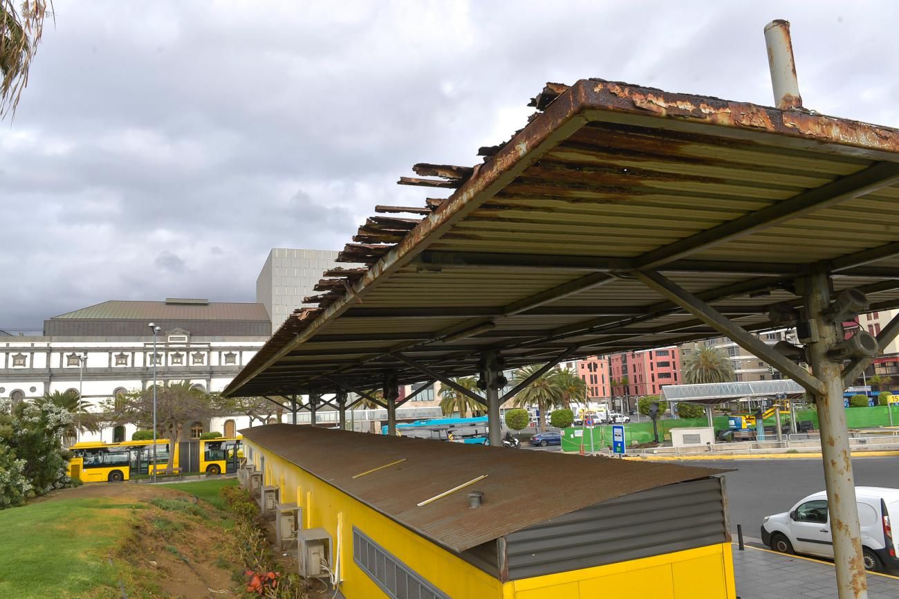 Obras en la estación de guaguas del Teatro Pérez Galdós