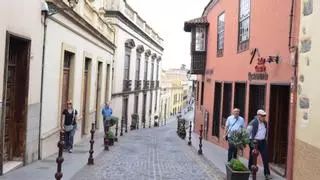 El comercio local de La Orotava reivindica el día mundial de los cascos históricos