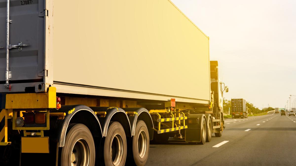 El transporte de mercancías por carretera es insustituible.