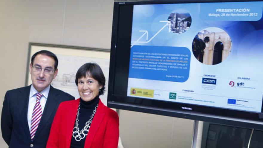 Javier González de Lara y Marta Rueda, en la presentación.