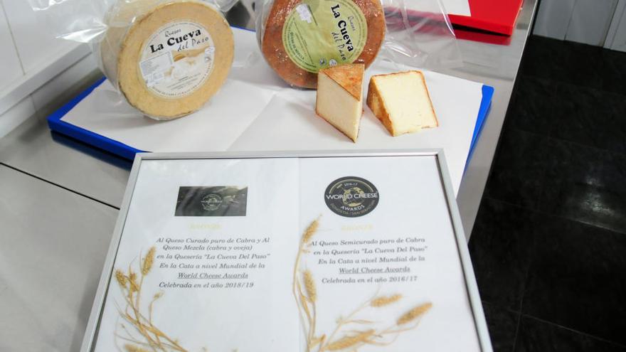 La quesería La Cueva del Paso recibe dos nuevos  premios  internacionales