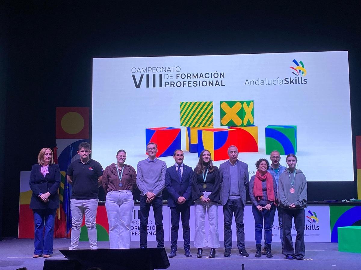 Adriana Crespo, del IES Colonial, de Fuente Palmera, medalla de oro en Tecnología de la Moda.