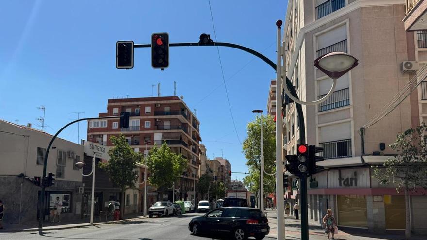 El bipartito resuelve cruces peligrosos en la Avenida de Novelda y Altabix para evitar accidentes en Elche