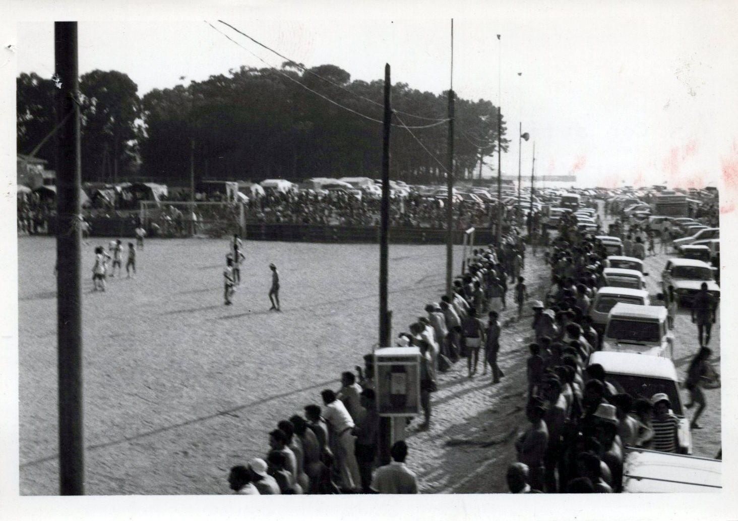 Chilenas sobre la arena: aquellos campeonatos de playas de Leri en O Vao