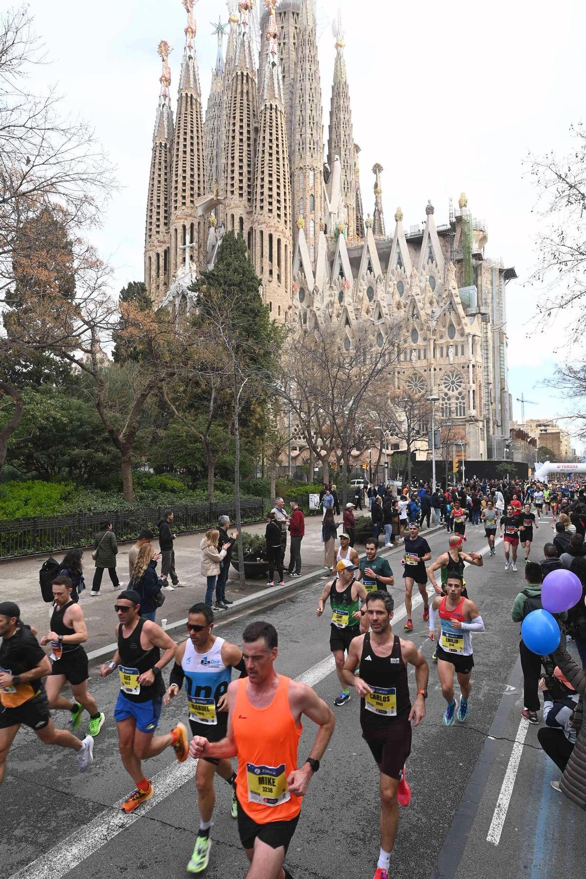 ¿Has participado en la Marató de Barcelona 2024? ¡Búscate en las fotos¡