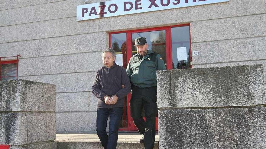 El presunto homicida, José Alén, tras su comparecencia en el juzgado la pasada semana . // Iñaki Osorio