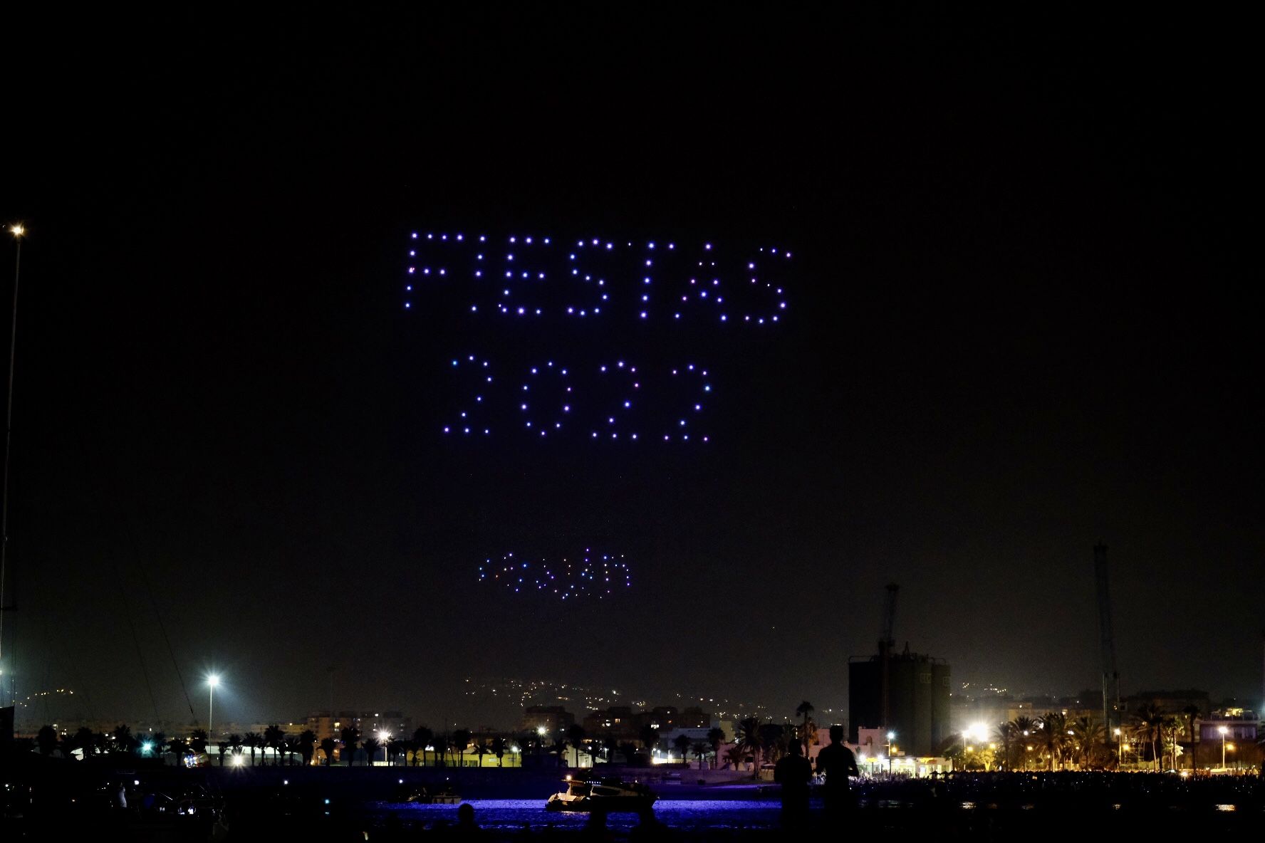 Los fuegos artificiales dan la bienvenida a la Feria de Málaga 2022