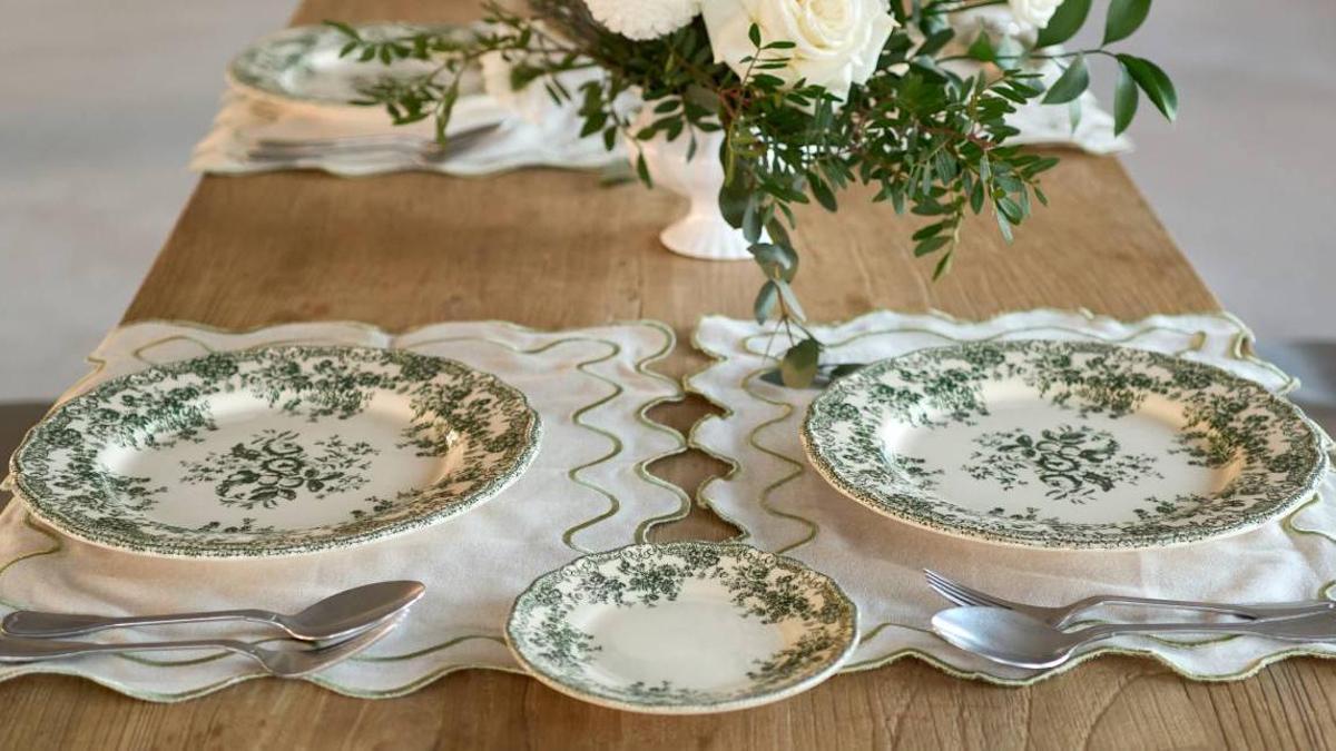 Zara Home arrasa con la vajilla más bonita y especial del otoño: es elegante, clásica y perfecta para una merienda al estilo Bridgerton