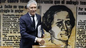 Marlaska defensa que el Govern ha actuat amb "previsió" en els focs
