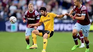 Guedes se queda sin entrenador en los Wolves