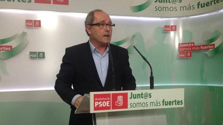 El PSOE insta a Moreno a que exija a Rajoy un plan de empleo para Andalucía