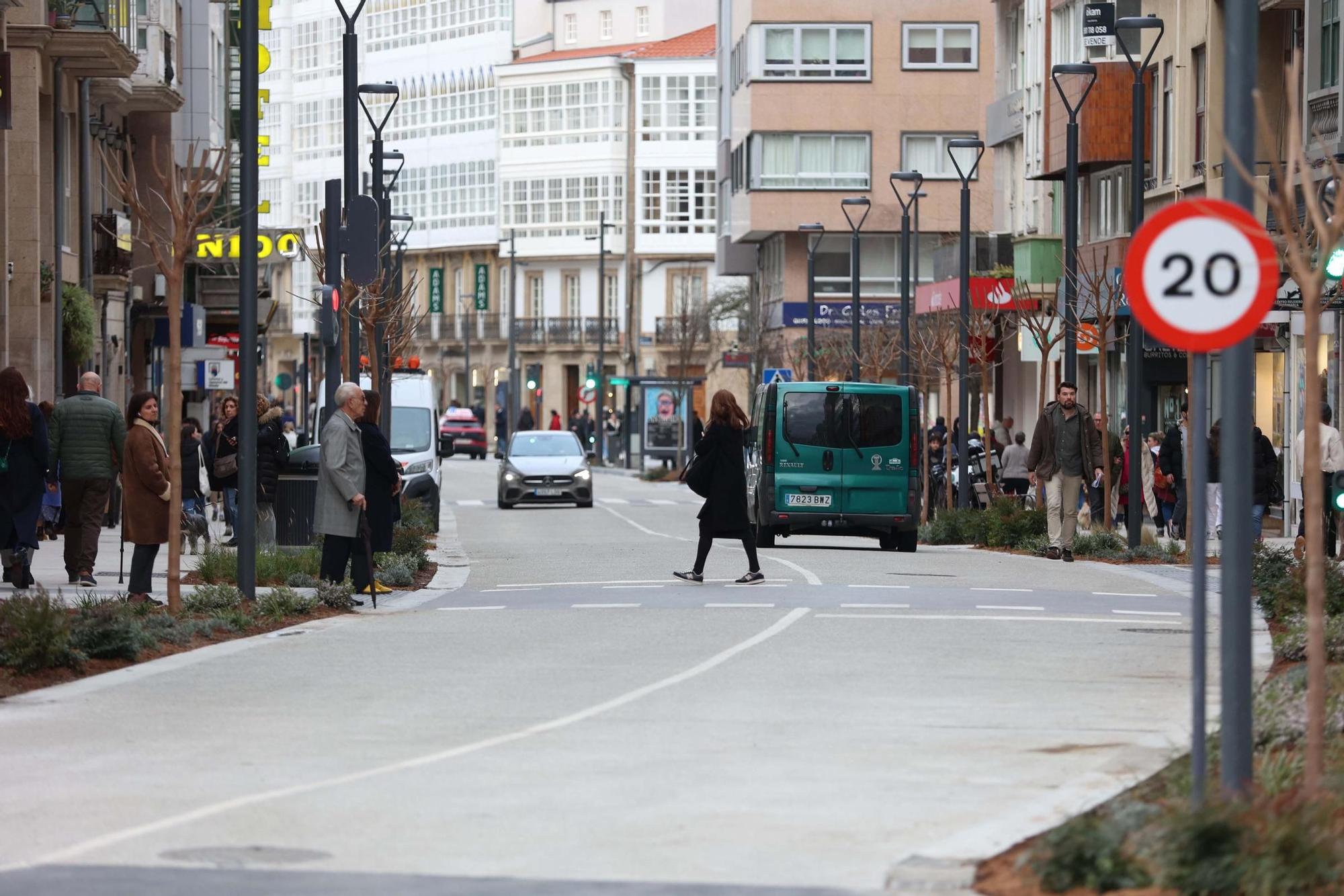La calle San Andrés reabre al tráfico