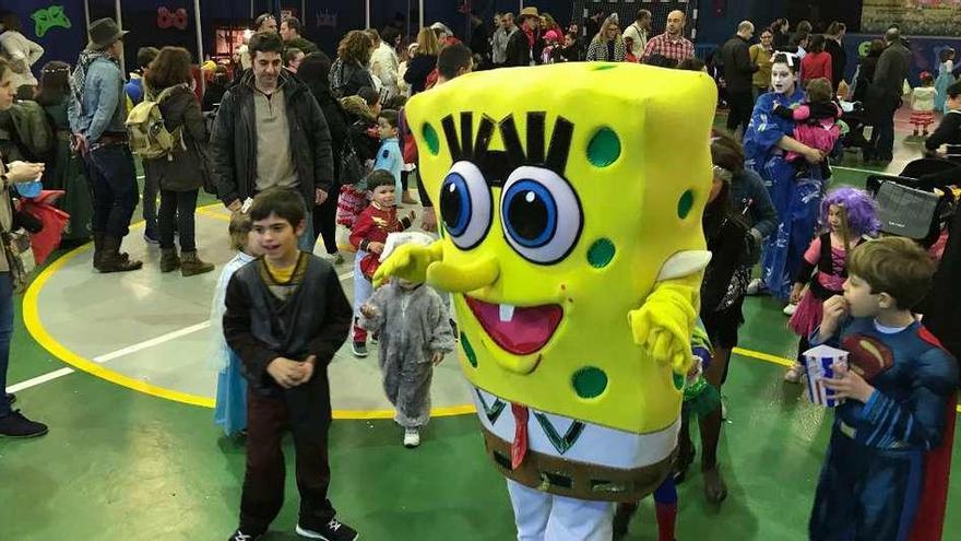 Fiesta de carnaval para los niños en Vilaboa