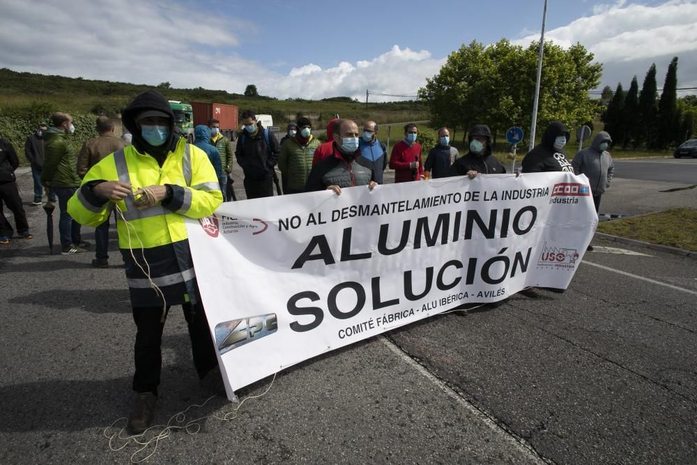 La plantilla de Alu Ibérica se moviliza