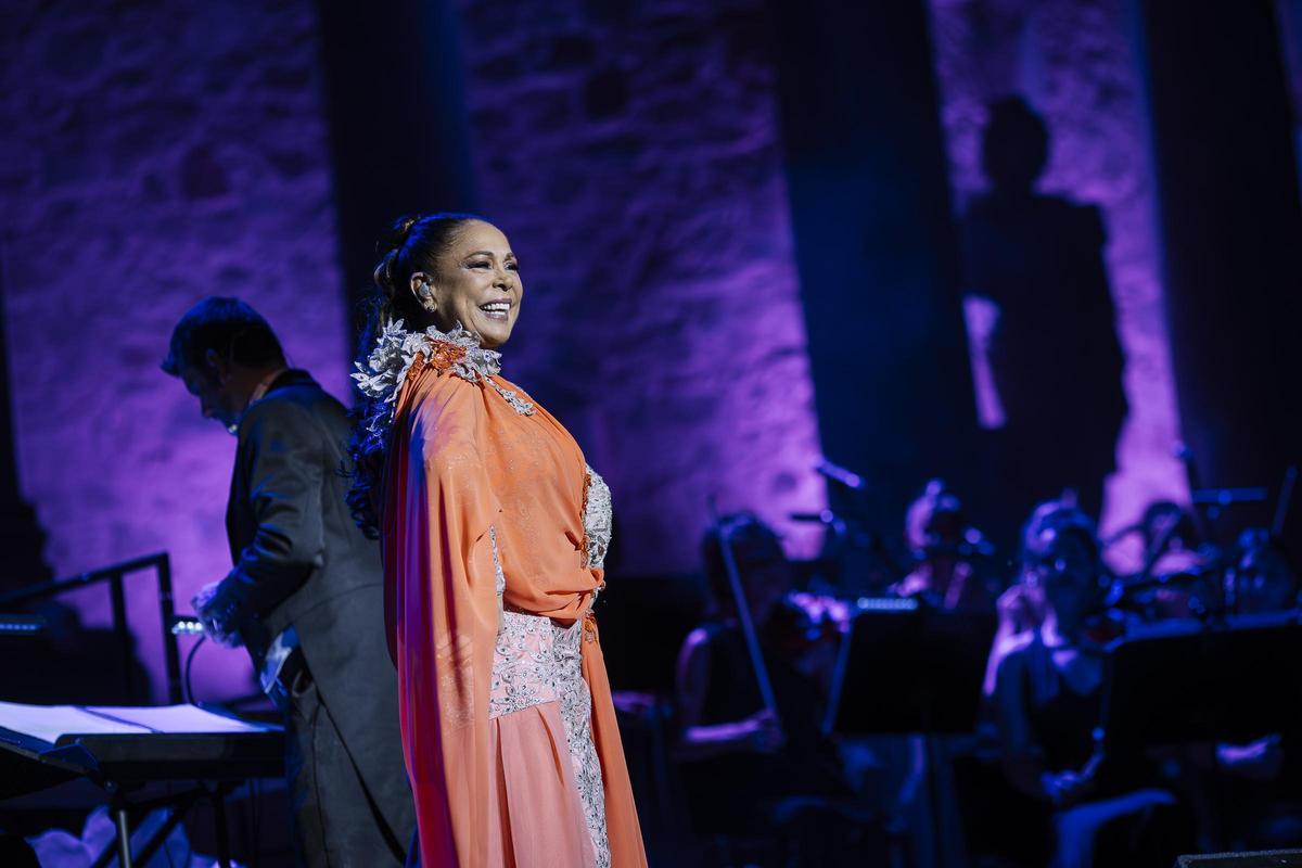 Así se vivió el concierto de Isabel Pantoja en el teatro Romano de Mérida