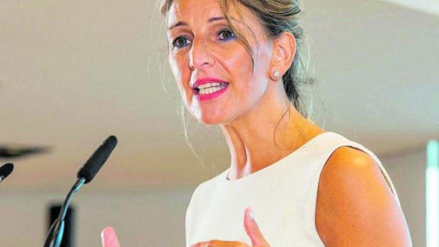 Yolanda Díaz garantiza la extensión de los ERTE