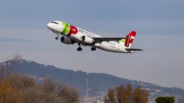 Foto de archivo de un avión de la aerolínea TAP.