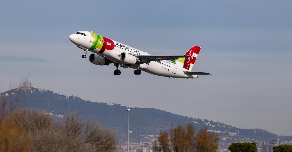 Foto de archivo de un avión de la aerolínea TAP.