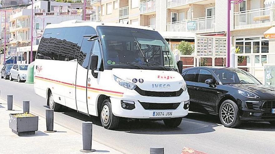 Peñíscola estudia ampliar el bus urbano el próximo verano