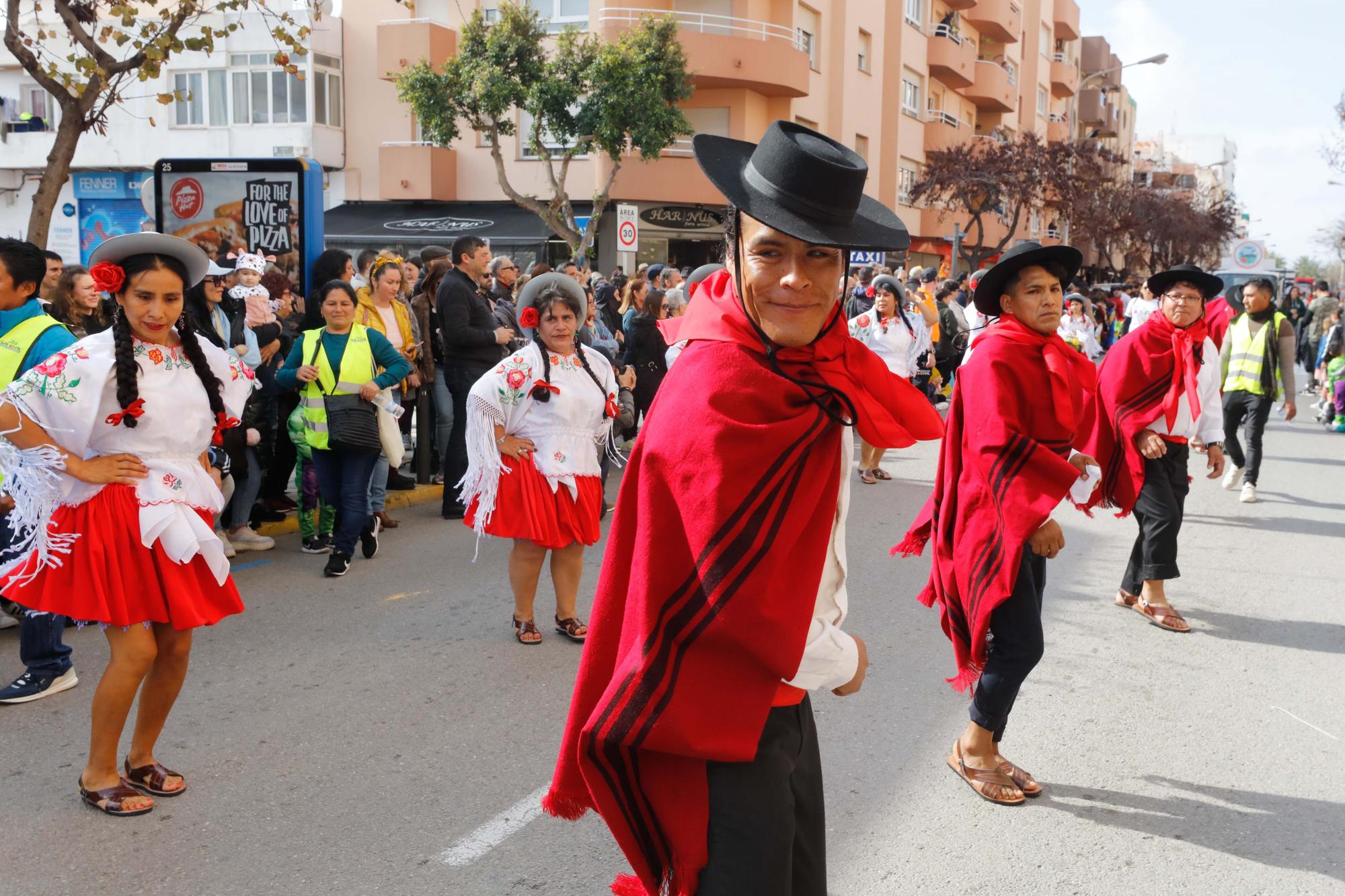 Todas las imágenes de la rúa del Carnaval de Ibiza 2023