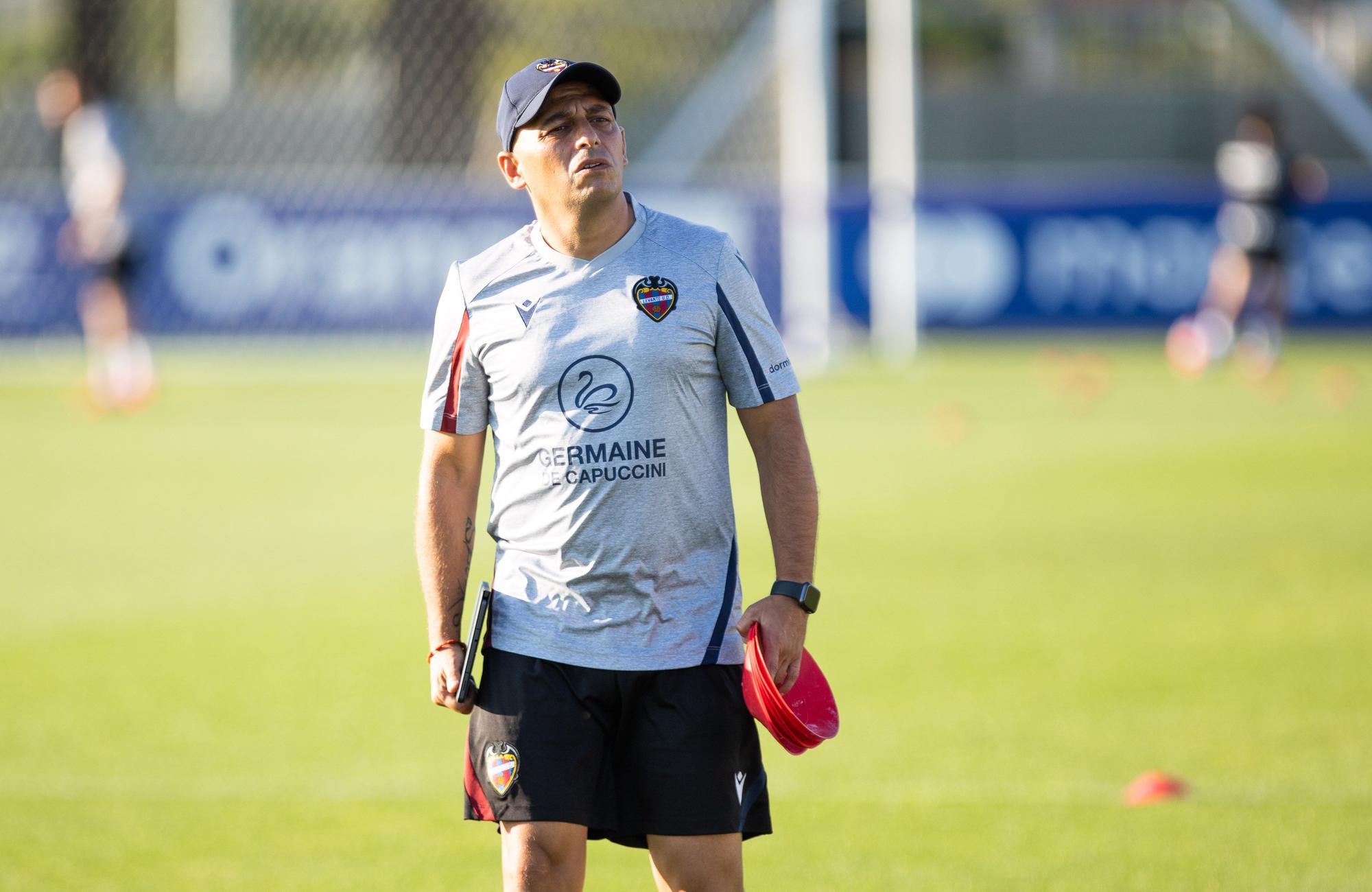 Último entrenamiento del Levante Femenino antes de medirse al Lyon en Champions