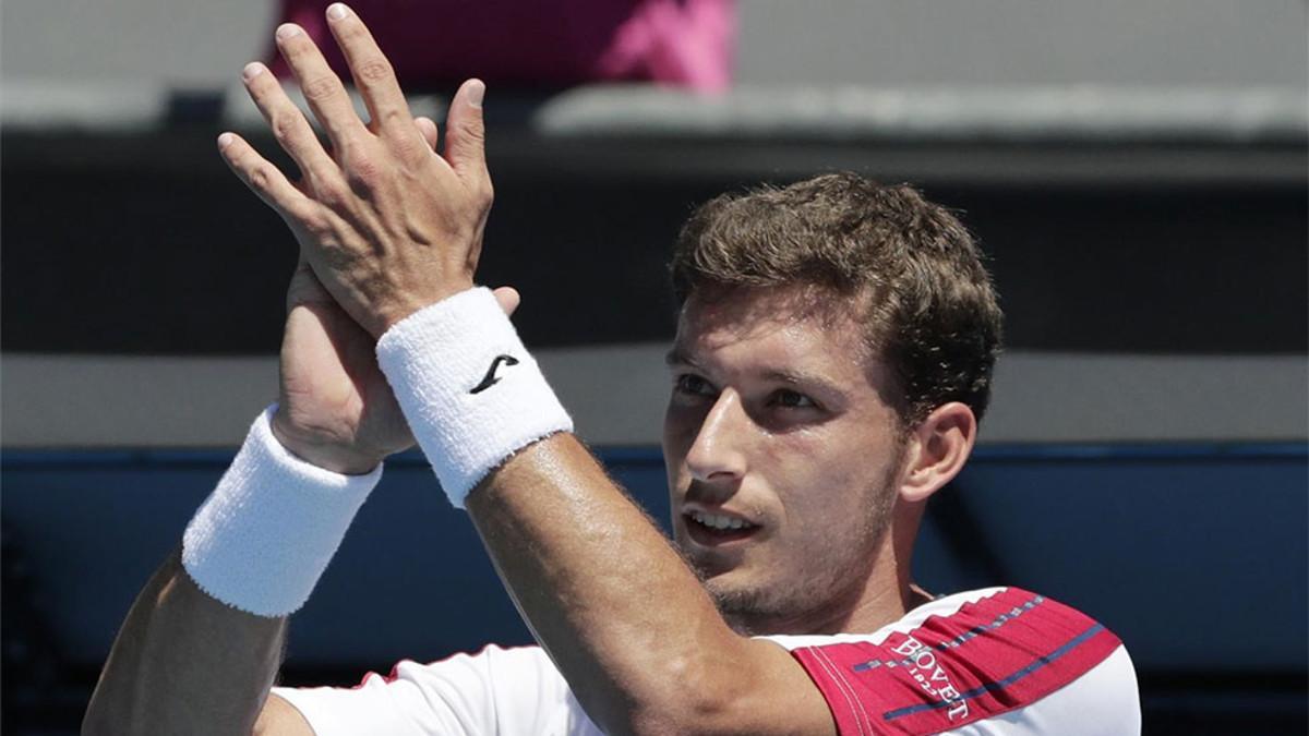 Pablo Carreño Busta aplaude tras el retiro por lesión de Gilles Simon