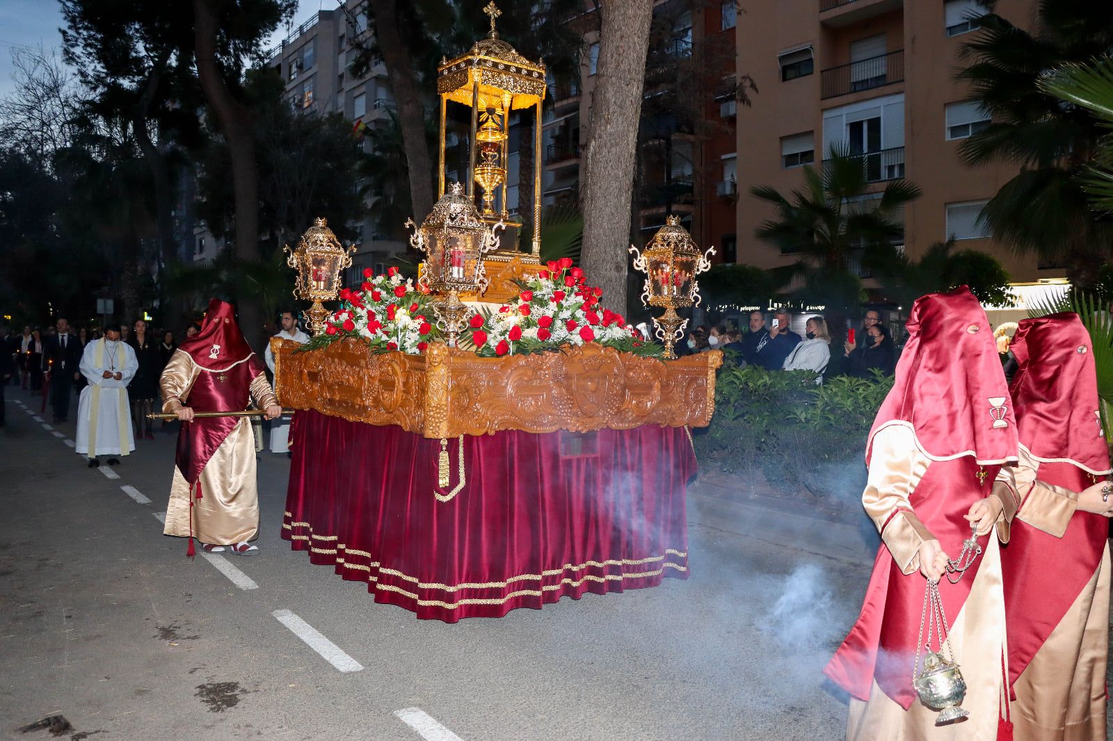 Celebración del Viernes Santo en Torrent.