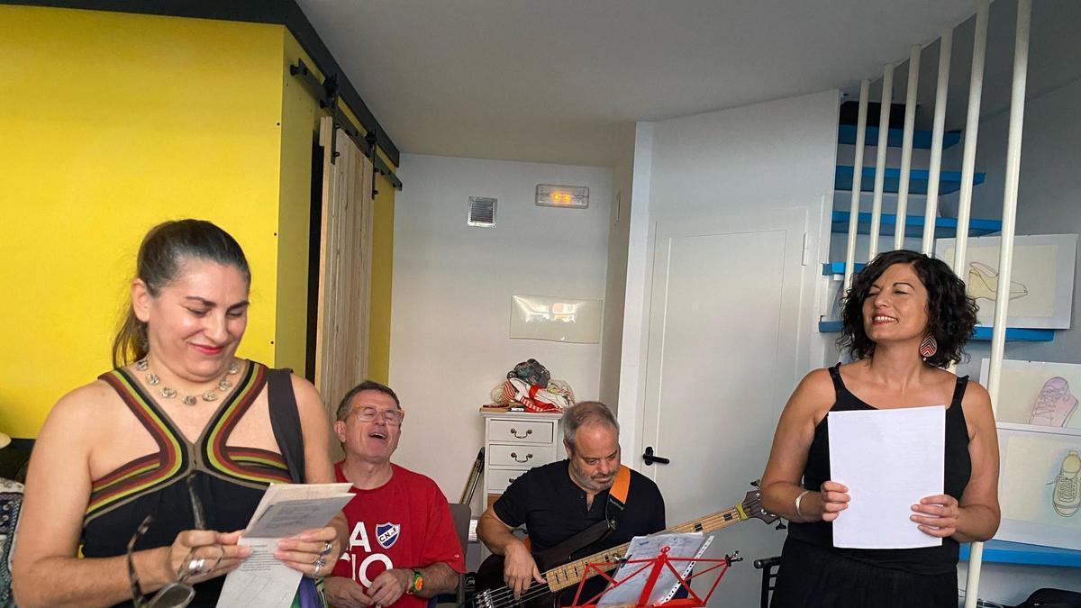 El proyecto musical Minas en plena acción este sábado.