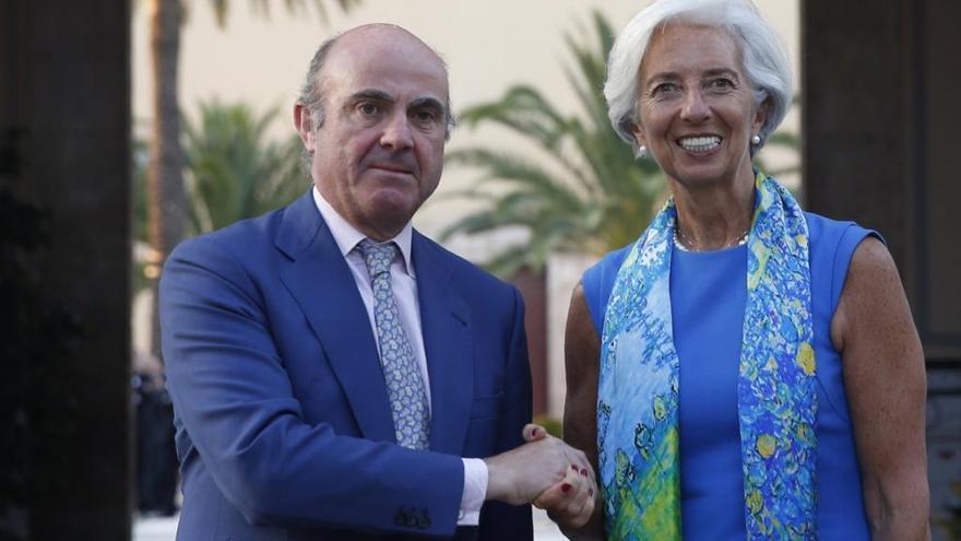 Luis de Guindos y Christine Lagarde, vicepresidente y próxima presidenta del BCE, en una foto de archivo.