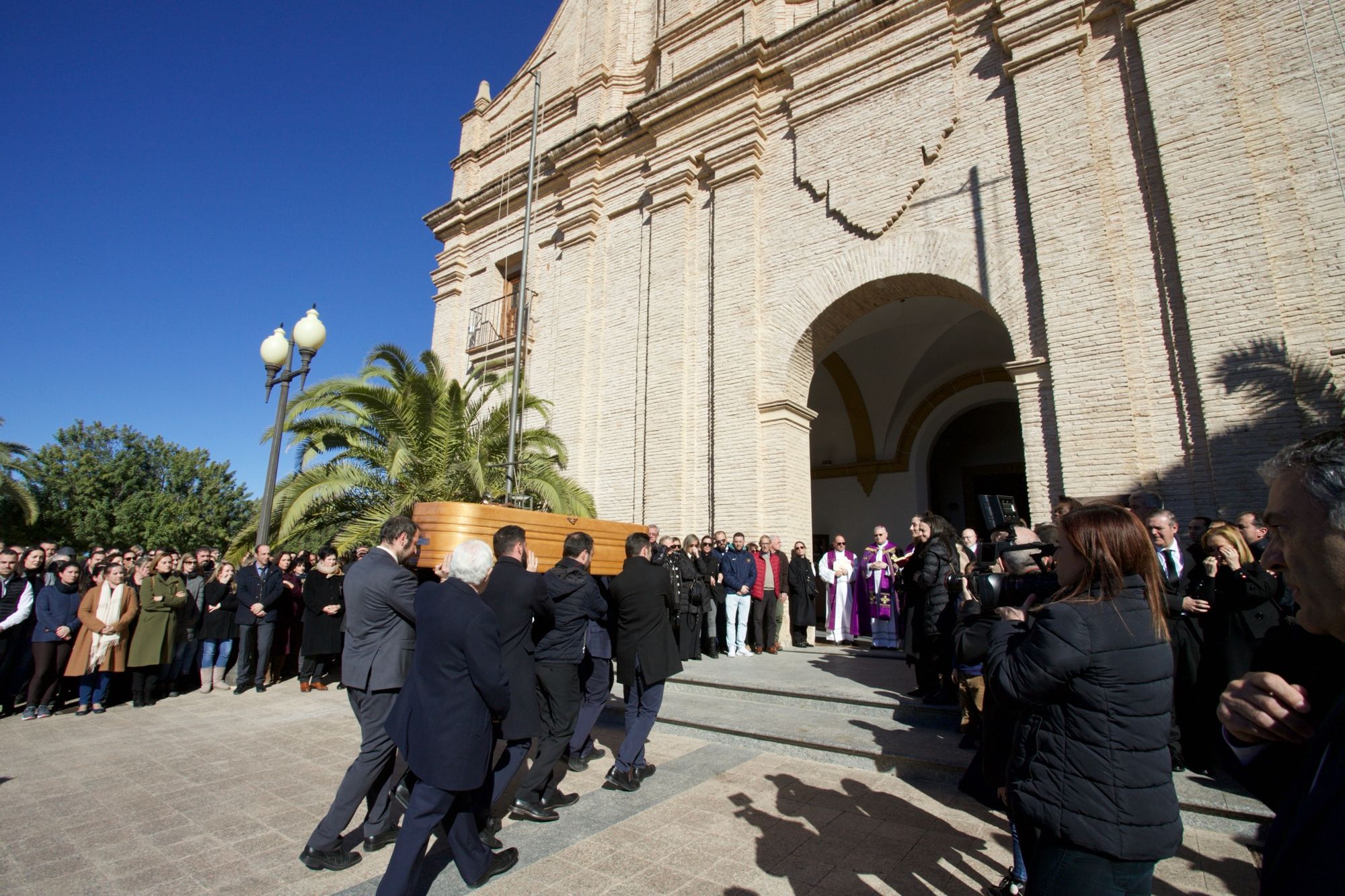 Imágenes | Cientos de personas se despiden de Mendoza en Los Jerónimos