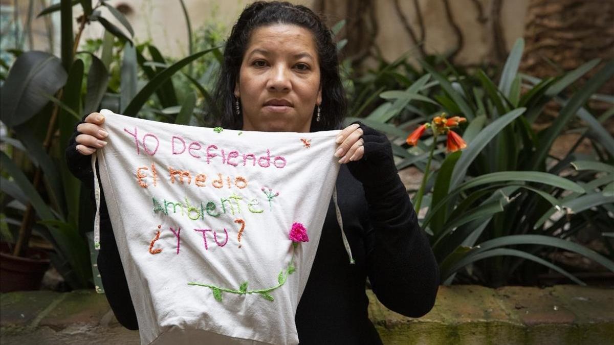 Milena Florez, vicepresidenta del movimiento Ríos Vivos, en Barcelona.