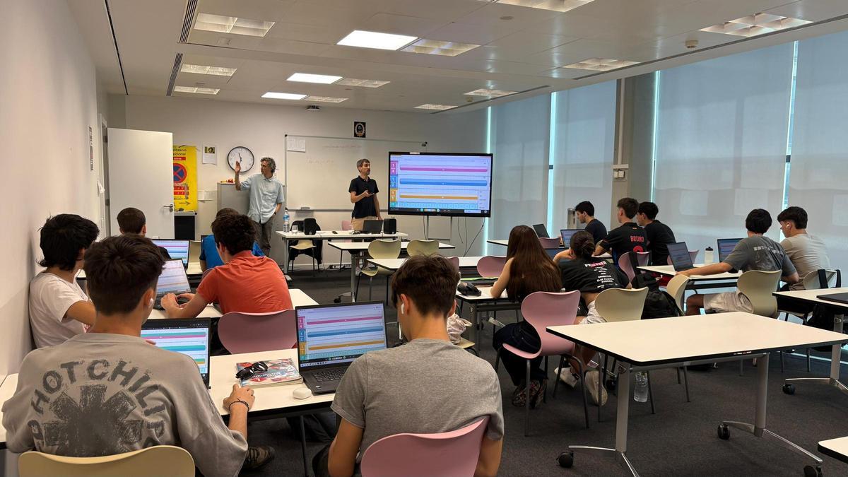 Un taller de Playnuzic en un instituto de Catalunya.