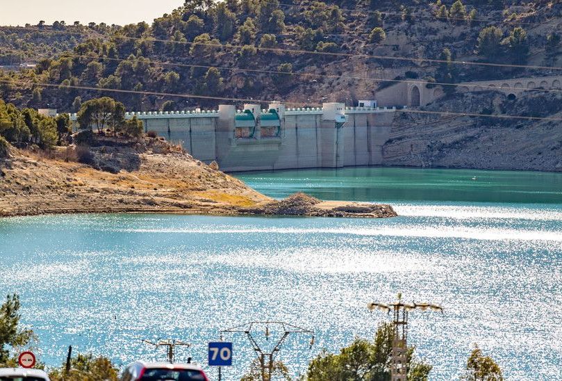 Embalse de Amadorio, en la Marina Baixa.