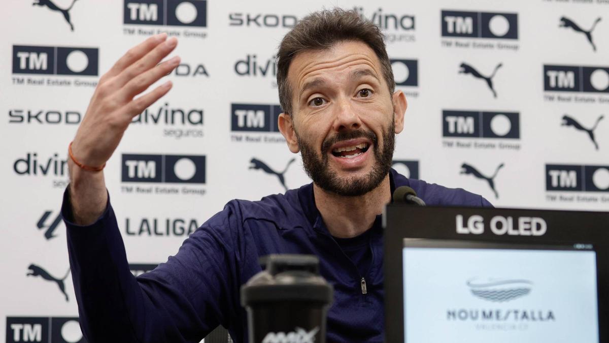 Carlos Corberán, ahir, durant la roda de premsa prèvia al partit de Lliga contra l’RCD Espanyol