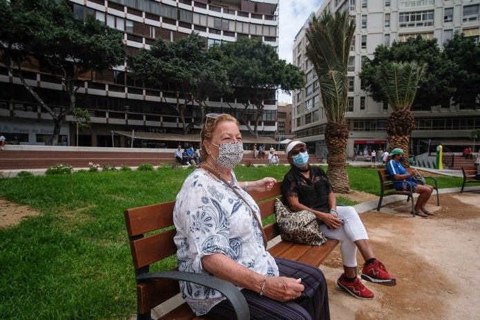 La renovada Plaza de España se llena de visitantes