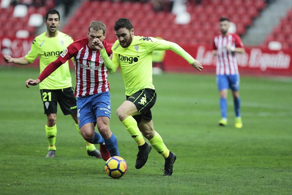 El Córdoba CF cae ante el Sporting.