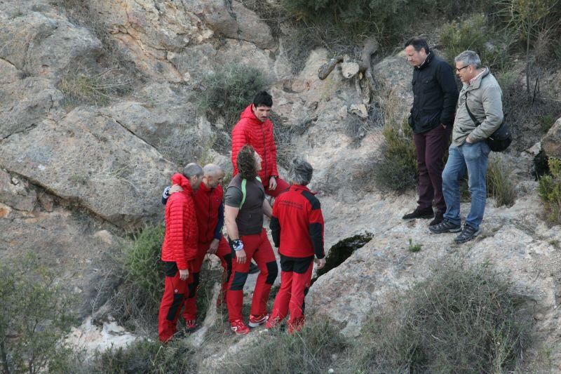 Bomberos de Madrid vuelven a la sima de la falla de Alhama