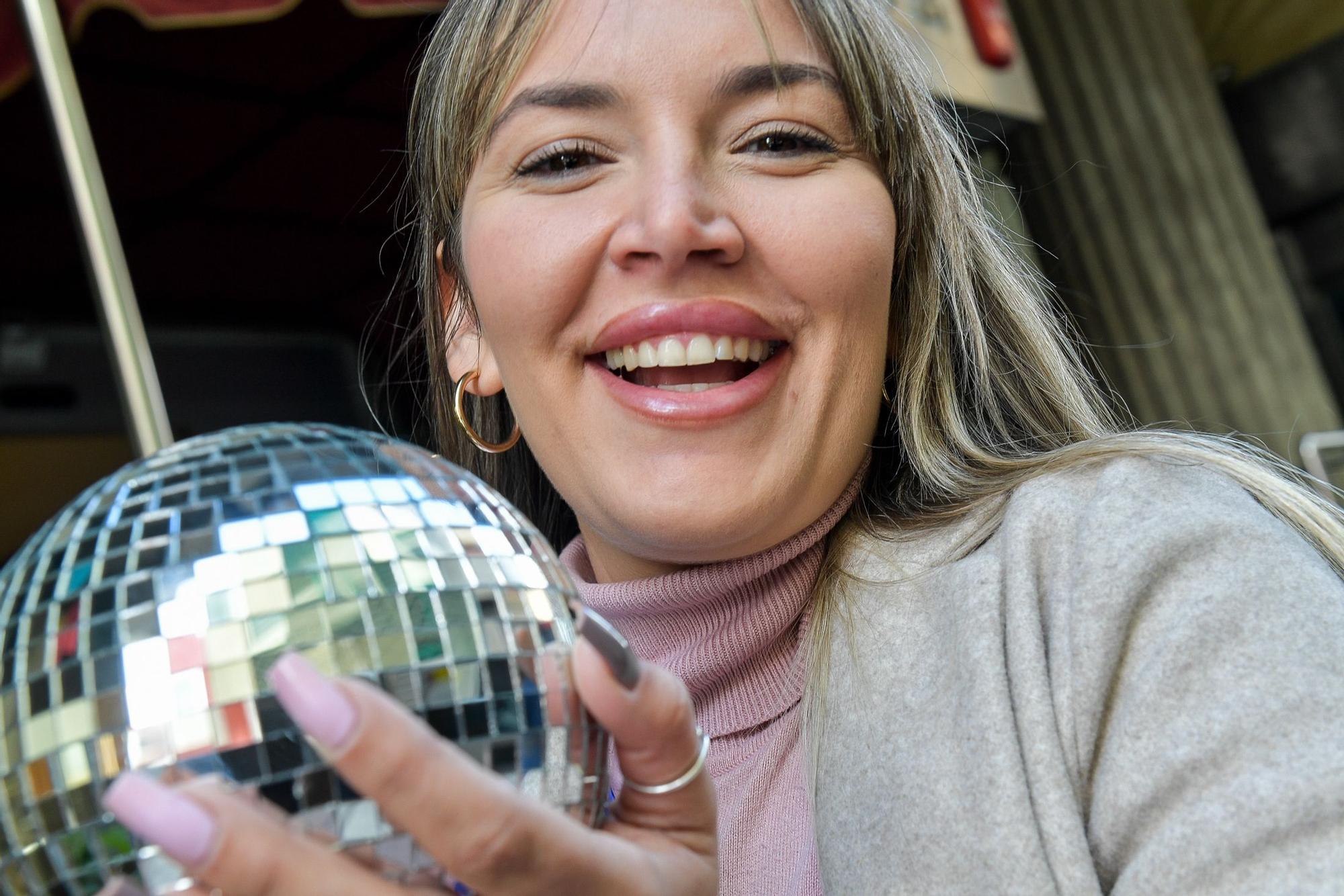 Candidata a Reina del Carnaval de Las Palmas de Gran Canaria:  Jaqueline Gándara