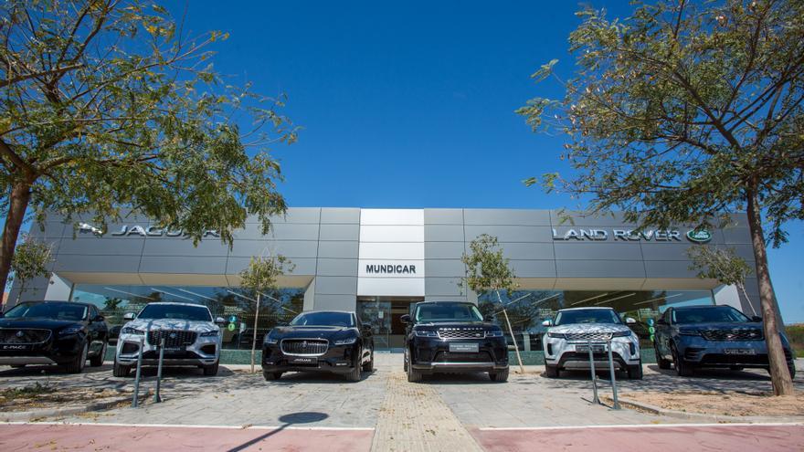 Mundicar ofrece en mayo hasta 26.000 euros de descuento en sus vehículos Approved de Land Rover y Jaguar